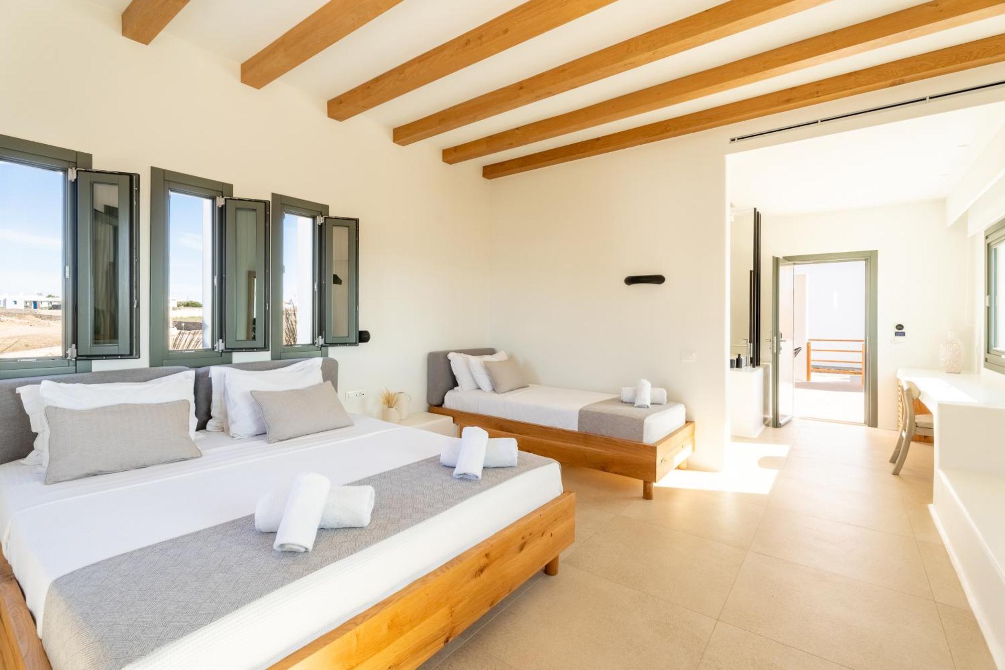 Regency Sunset Suites Mykonos Town Exterior photo