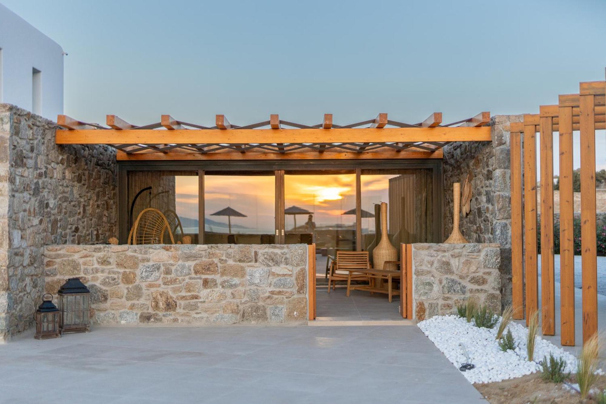 Regency Sunset Suites Mykonos Town Exterior photo